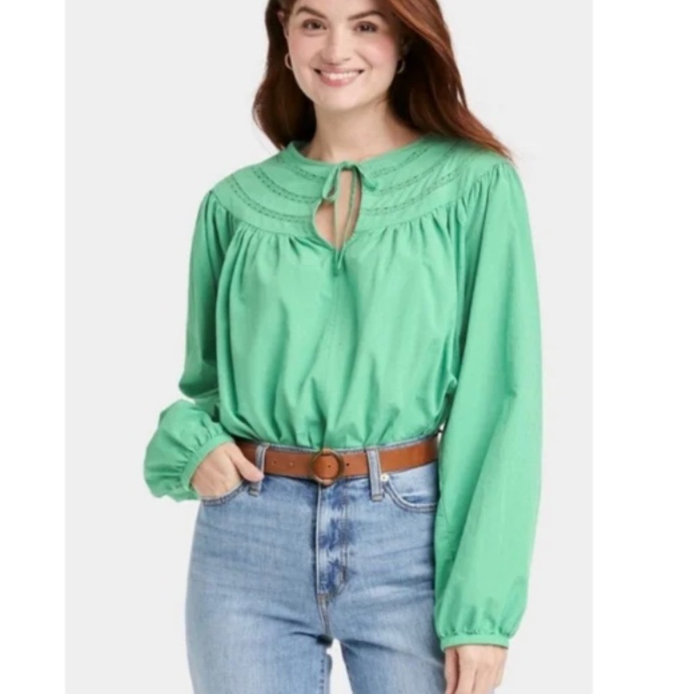 NWT Universal Thread Green Balloon Long Sleeve Tie Front Blouse Size Medium